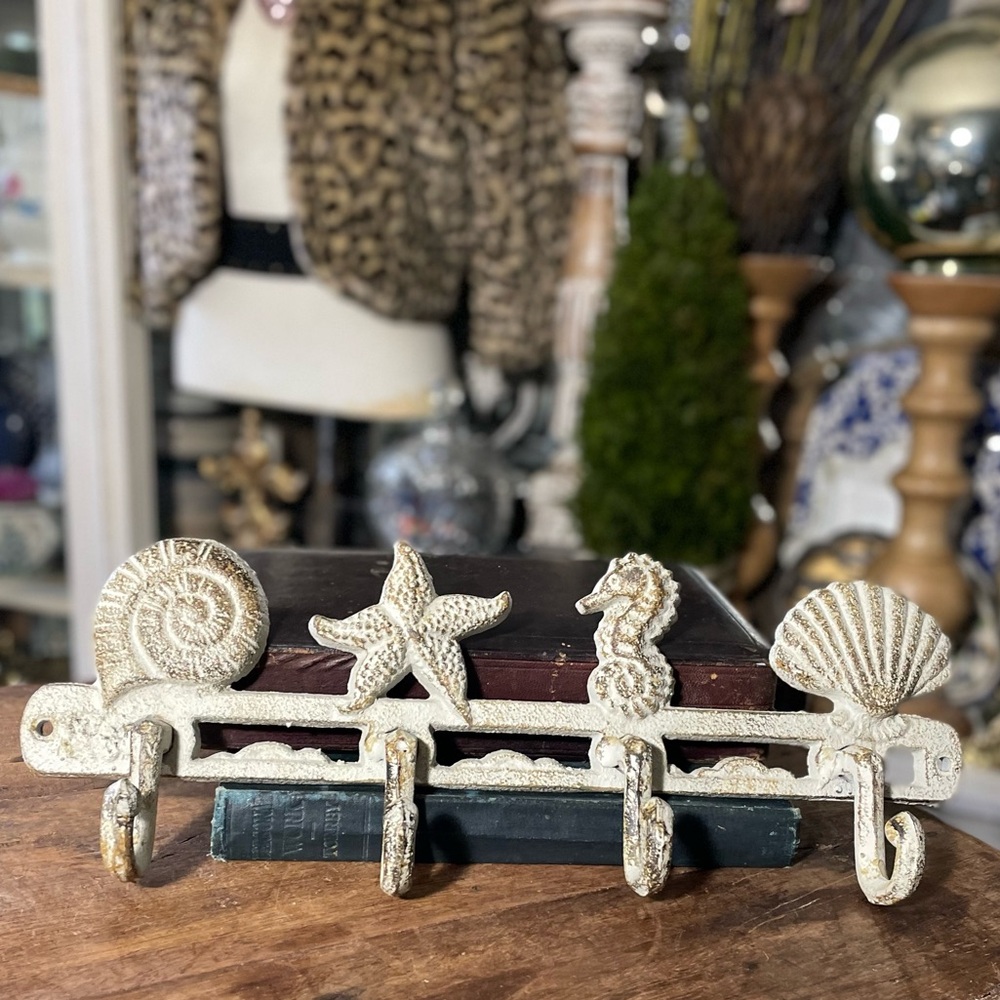 Vintage Seashell Coat Hook Hanger Rustic Cast Iron Wall Hanger